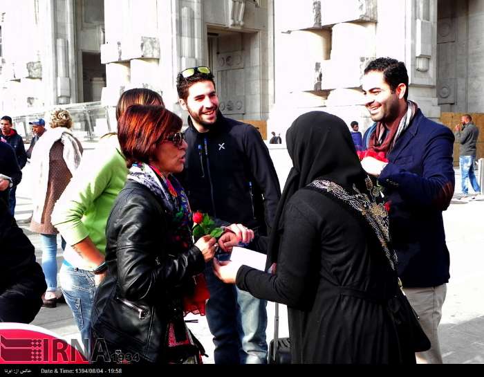 آشنایی غیر مسلمانان با امام حسین (ع) در میلان ایتالیا/ گالری تصاویر