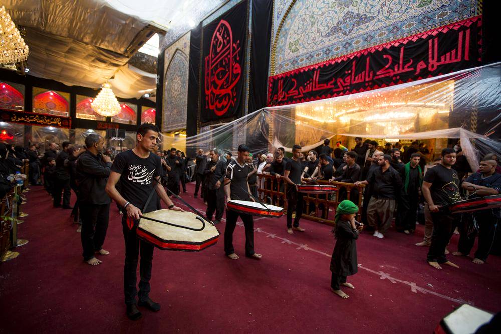 گزارش تصویری از عزاداری شب تاسوعای حسینی درکربلا