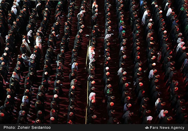 گزارش تصویری از عزاداری شب عاشورای حسینی درکربلا