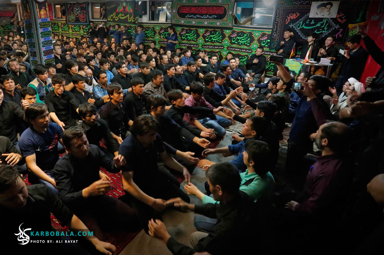 گزارش تصویری از مراسم شام‌غریبان امام حسین (ع) توسط افغانستانی‌های مقیم تهران