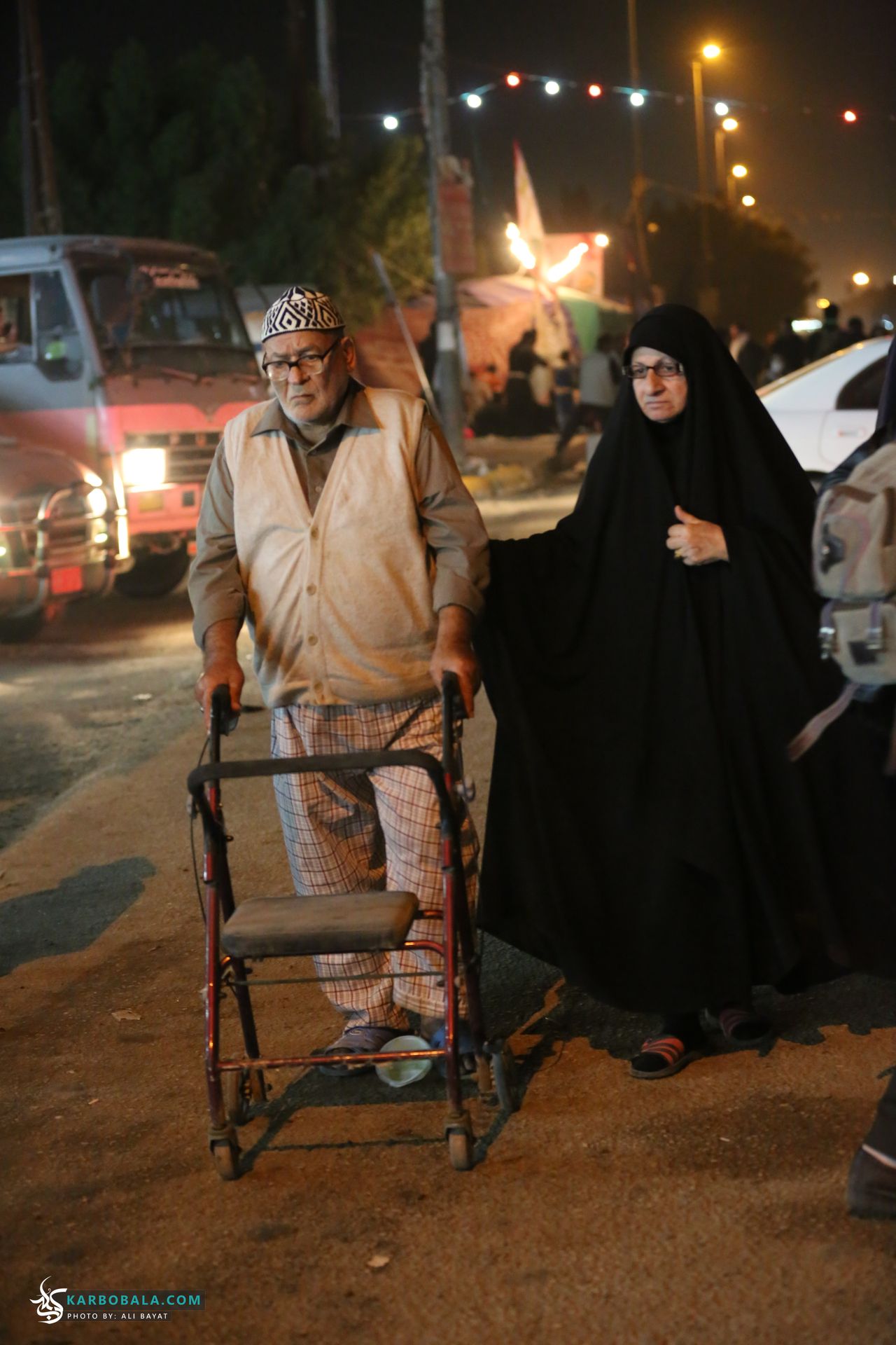 گزارش تصویری از حضور زائران سالخورده در پیاده‌روی اربعین