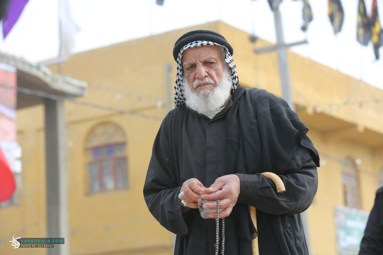 گزارش تصویری از حضور زائران سالخورده در پیاده‌روی اربعین