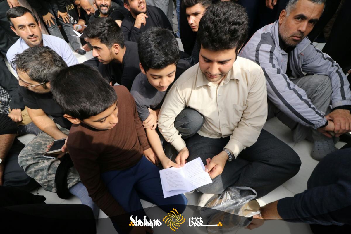 گزارش تصویری از حضور زائران اربعین حسینی در حرم امام علی (ع)