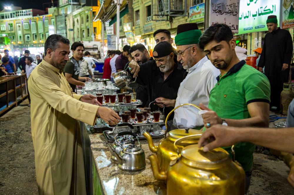 افطار با طعم چای سادات کربلا