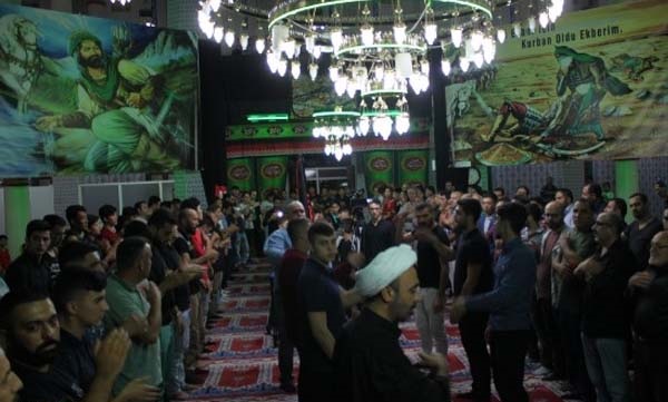 عزاداری سیدالشهداء (ع) در منطقه "زیتین‌بورنو" استانبول