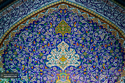 نقوش حرم حسینی؛ تلفیق زیبایی از خط و رنگ/ گزارش تصویری