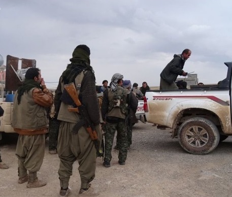 ادامه درگیری کُردها با تروریست‌های داعش