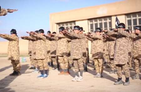 داعش 100مدرسه تاسیس کرده است