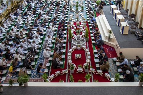 آغاز مراسم جزءخوانی قرآن کریم در جوار حرم سیدالشهدا (ع) / گزارش تصویری