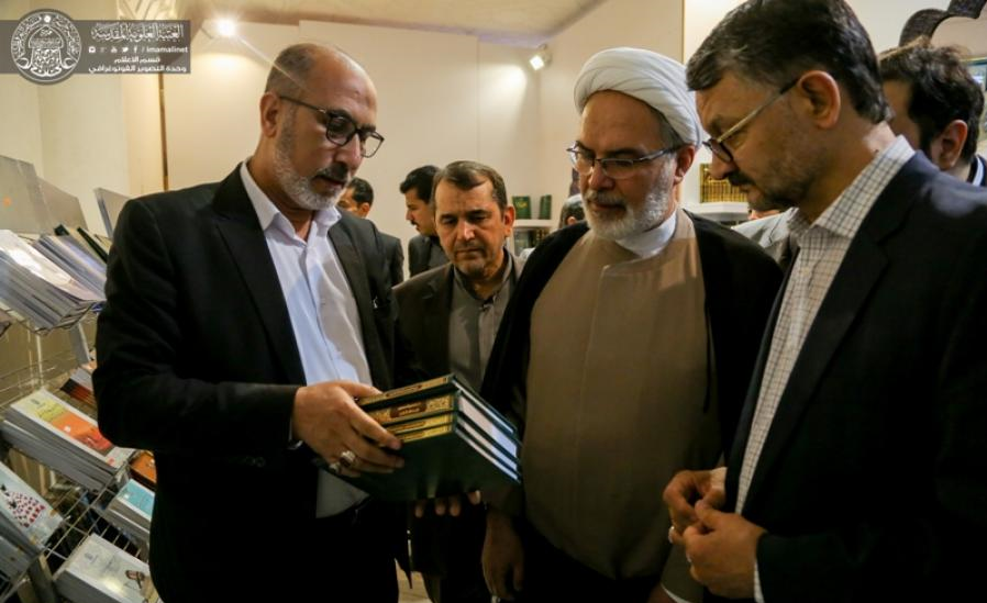 200 عنوان کتاب از انتشارات آستان علوی در نمایشگاه تهران