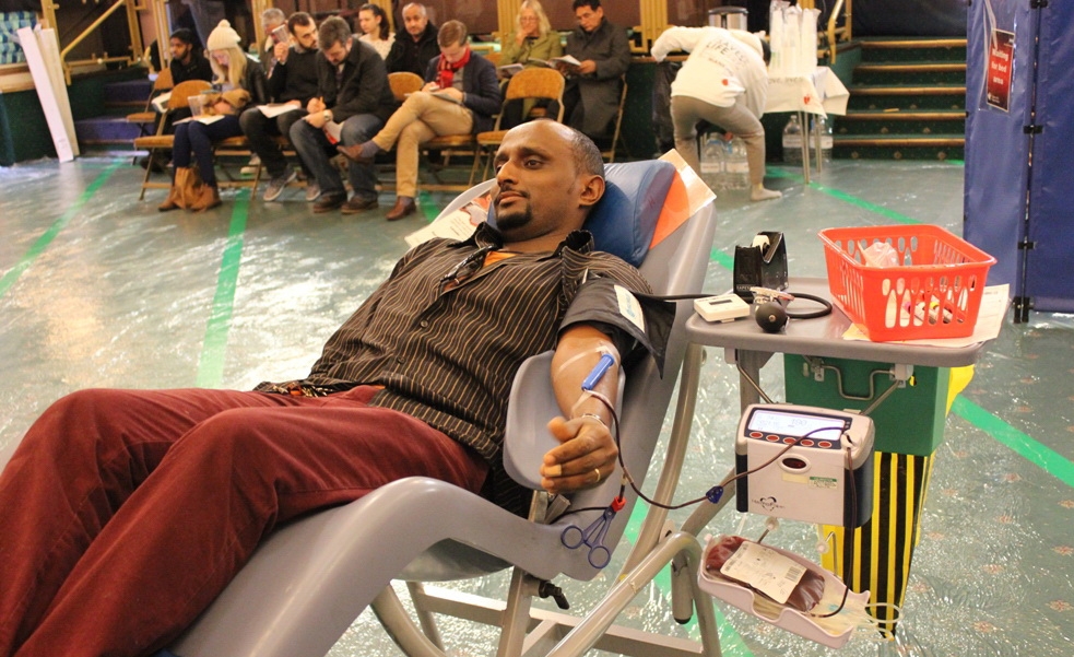 کمپین اهدای خون به نام امام حسین(ع) در شهرهای انگلیس