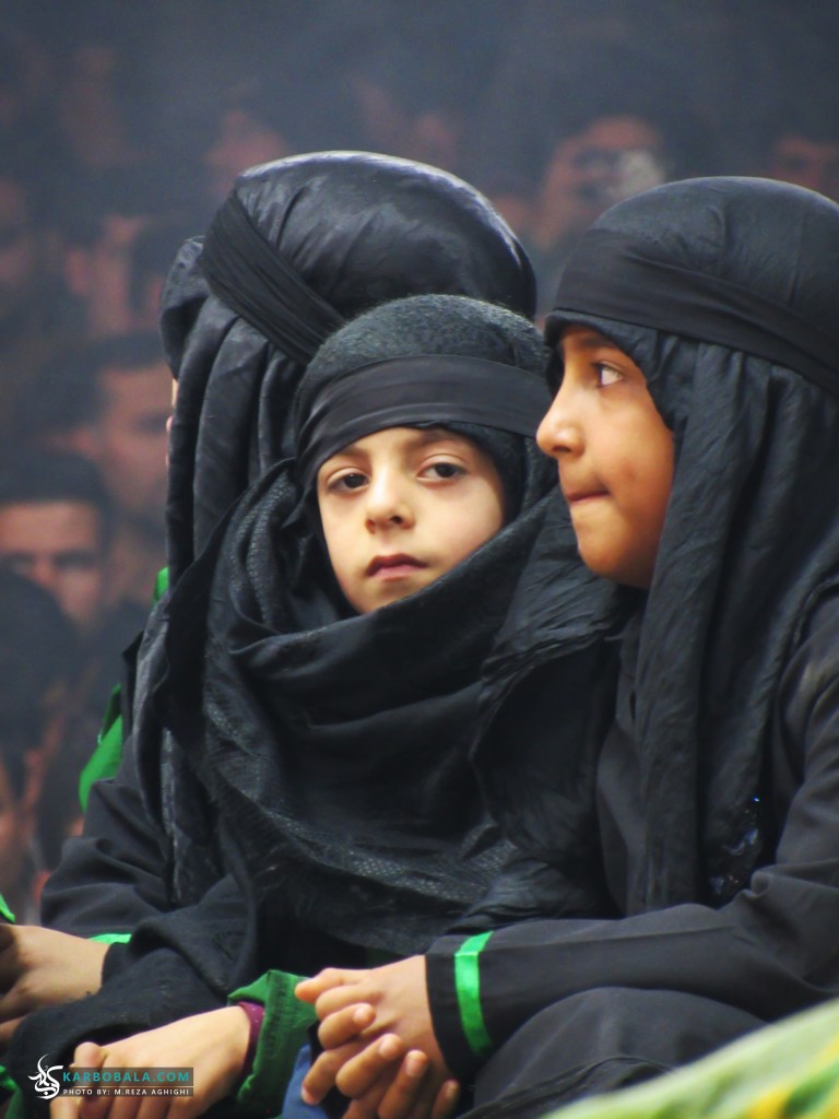 تصویری از کودکان کاروان سیدالشهدا علیهم السلام در مراسم تعزیه