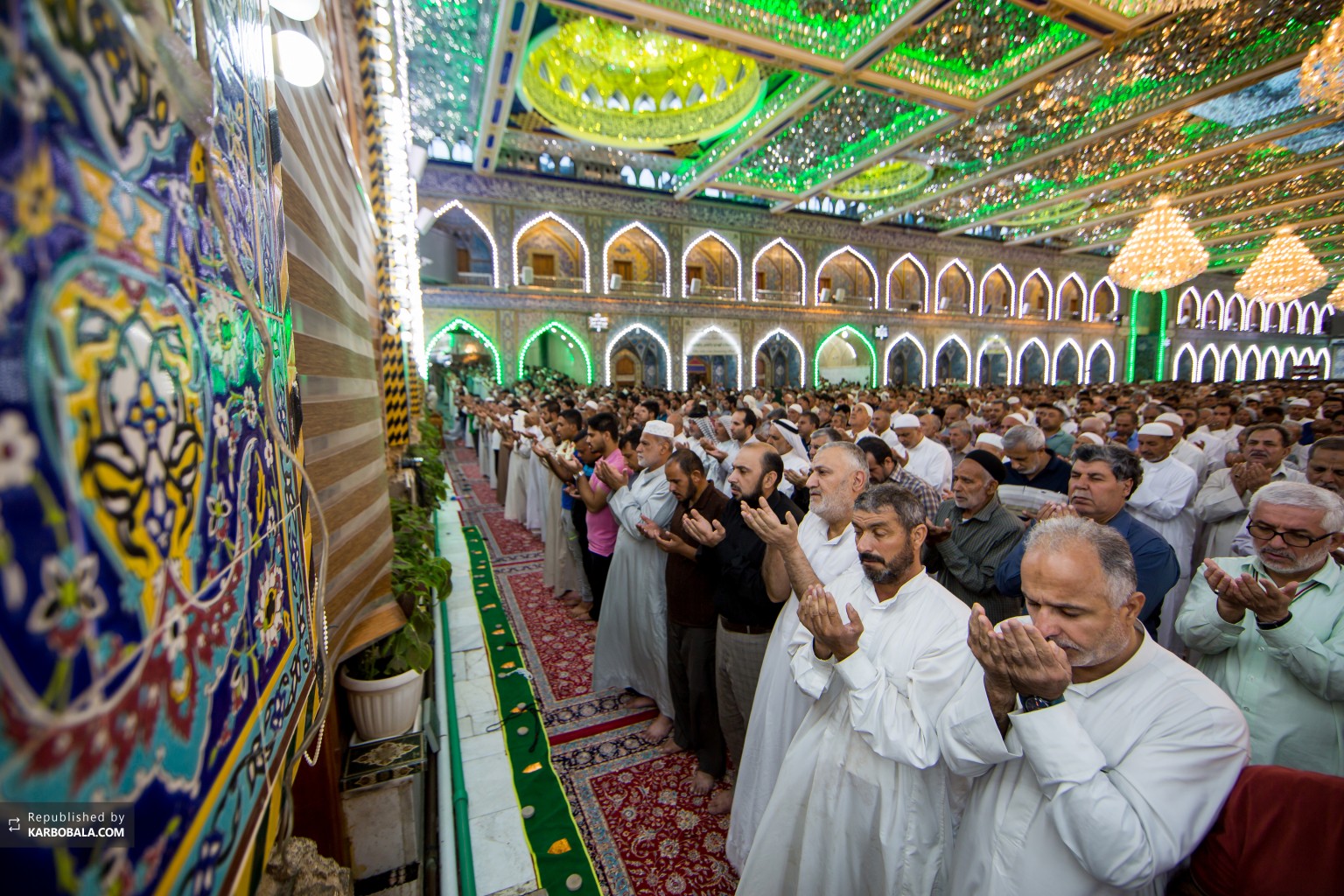برپایی نماز عید قربان در صحن اصلی حرم حضرت باب الحوائج علیه السلام