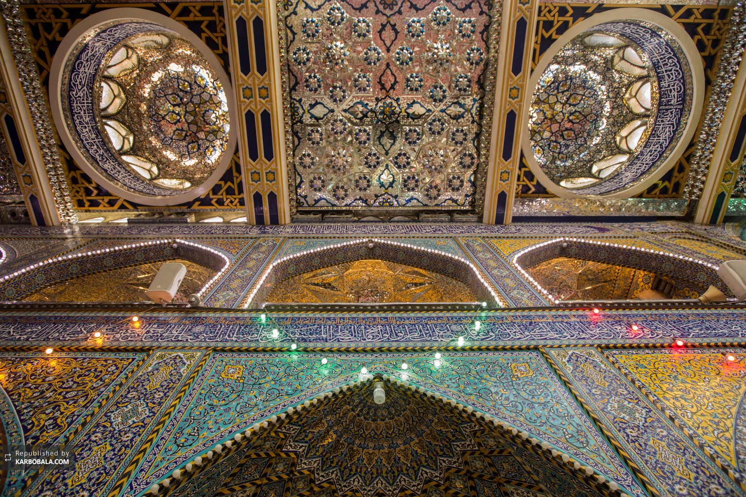 نمایش کاشیکاری و نقوش اسلامی در طراحی هنرمندانه آسمانه بنا