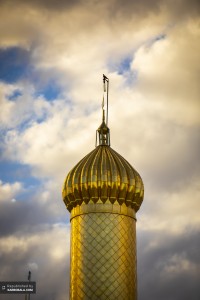 گلدسته‌های حرمت، سکان اسمان است